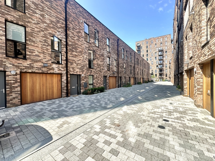 Lockgate Mews Manchester M4 Image