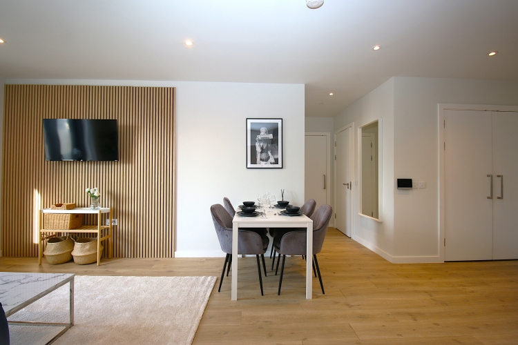 The Gate, Meadowside Aspin Lane M4