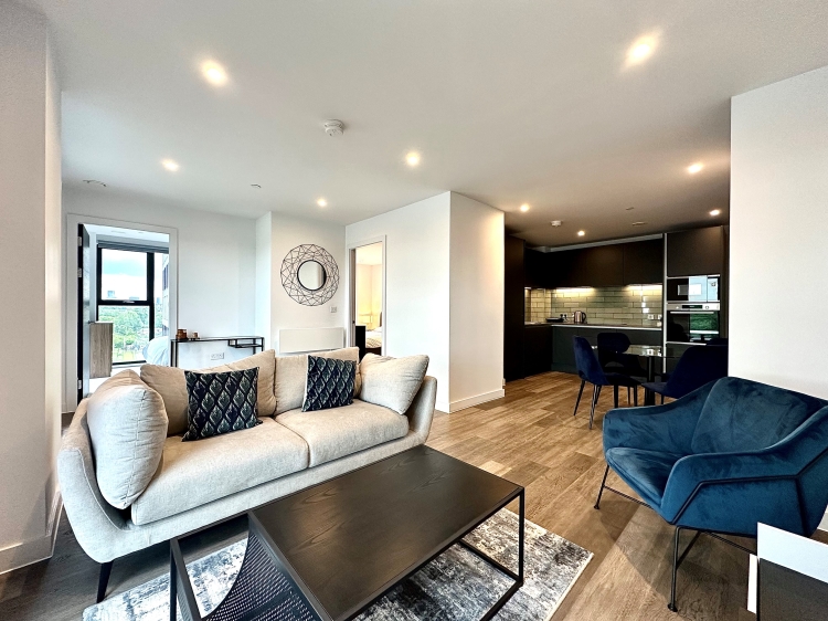 High Definition, 5 Red Mediacityuk M50
