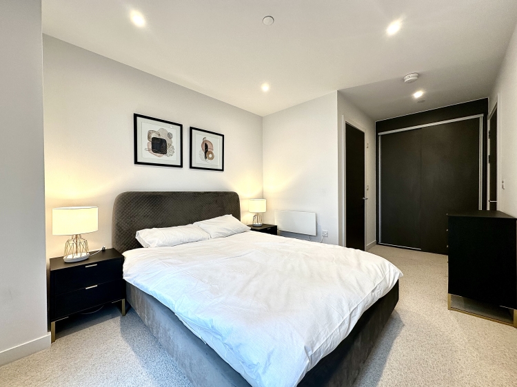 High Definition, 5 Red Mediacityuk M50