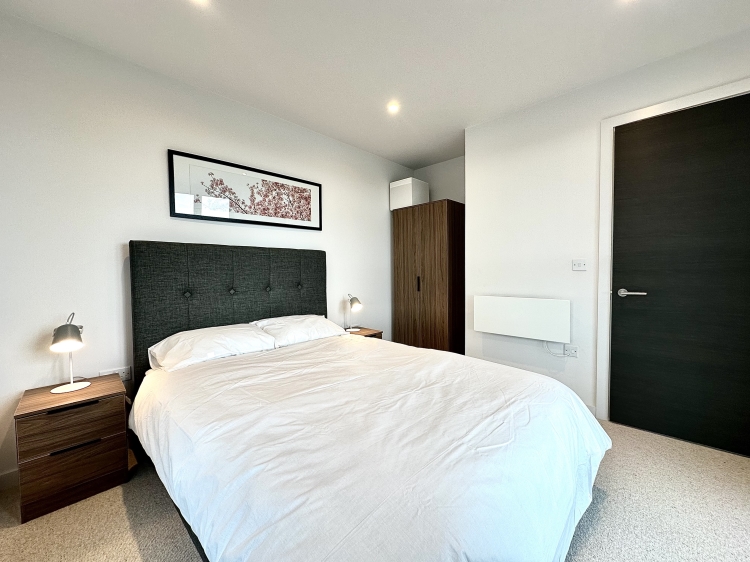 High Definition, 5 Red Mediacityuk M50