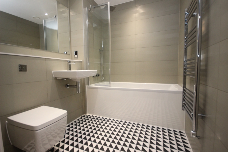 High Definition, 5 Red Mediacityuk M50