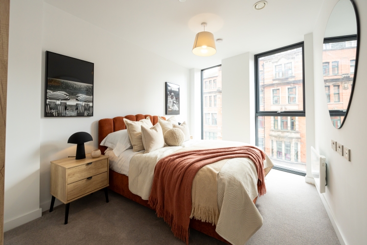 Manchester New Square, Carding Building 42 Whitworth Street M1