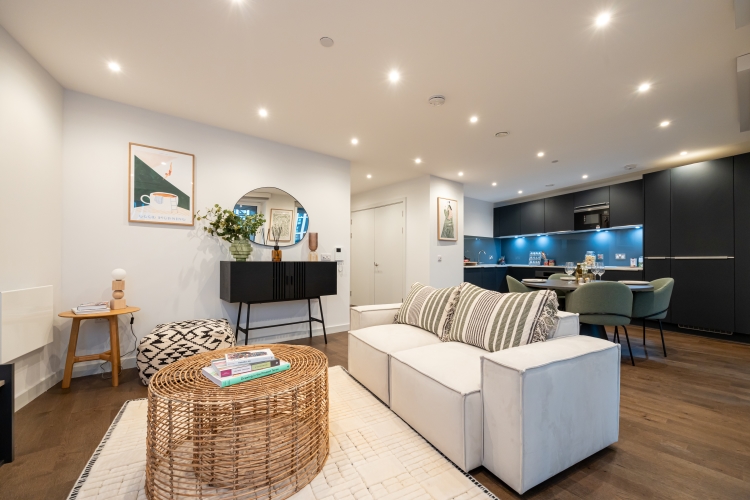 Novella New Bailey 15 Stanley Street M3