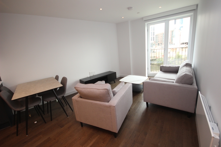 Novella 15 Stanley Street M3