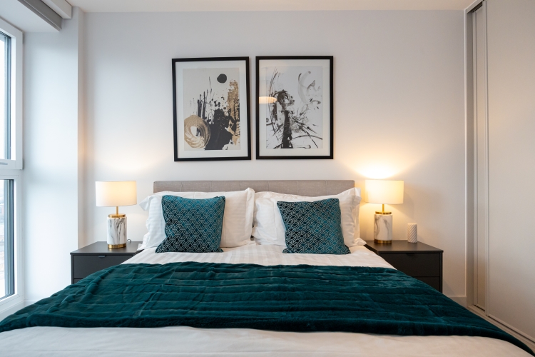 Novella New Bailey 15 Stanley Street M3